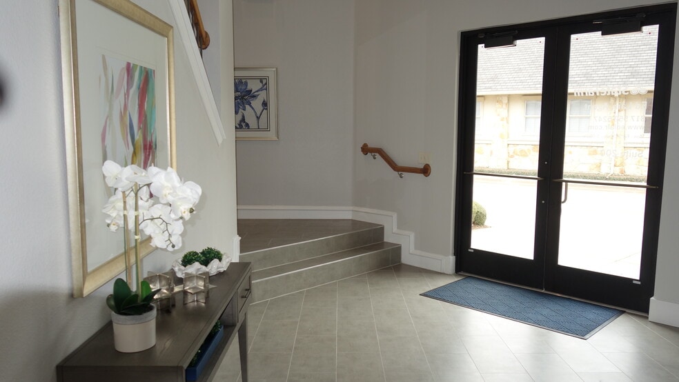 More Photos Of 2250 Pool Rd, Grapevine Office Residential For Sale