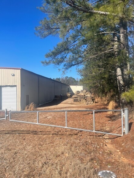 More Photos Of 102 Conners Rd, Villa Rica Warehouse For Sale