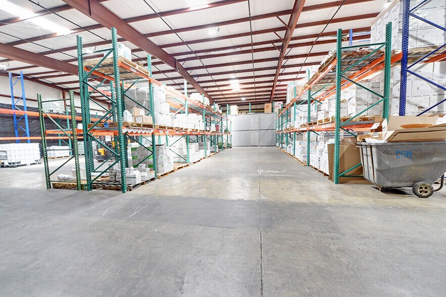 More Photos Of 715 S Easy St, Lecanto Manufacturing For Lease