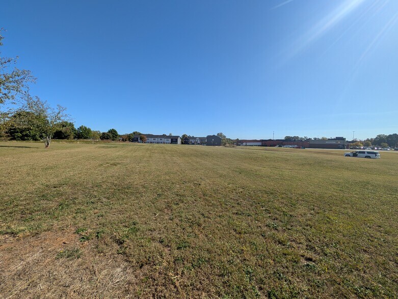 More Photos Of 0 S Central Ave, Adairsville Land For Sale