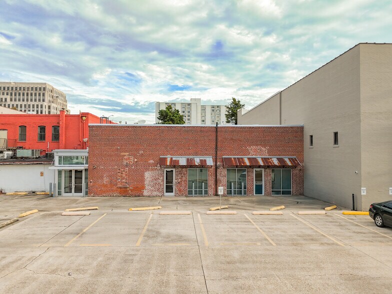 More Photos Of 640 Main St, Baton Rouge Storefront Retail Residential For Lease