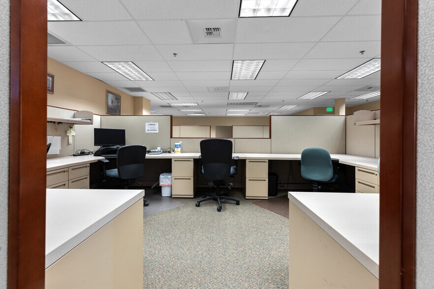 More Photos Of 555 Corporate Dr, Kalispell Medical For Lease