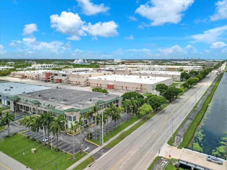 More Photos Of 2470 NW 102nd Pl, Doral Storefront Retail Office For Sale