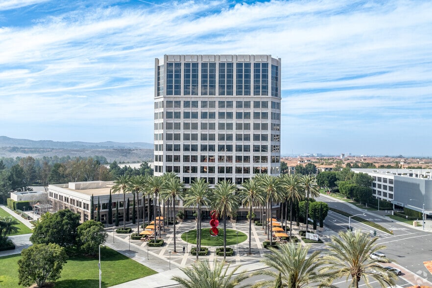 More Photos Of 100 Spectrum Center Dr, Irvine Office For Lease