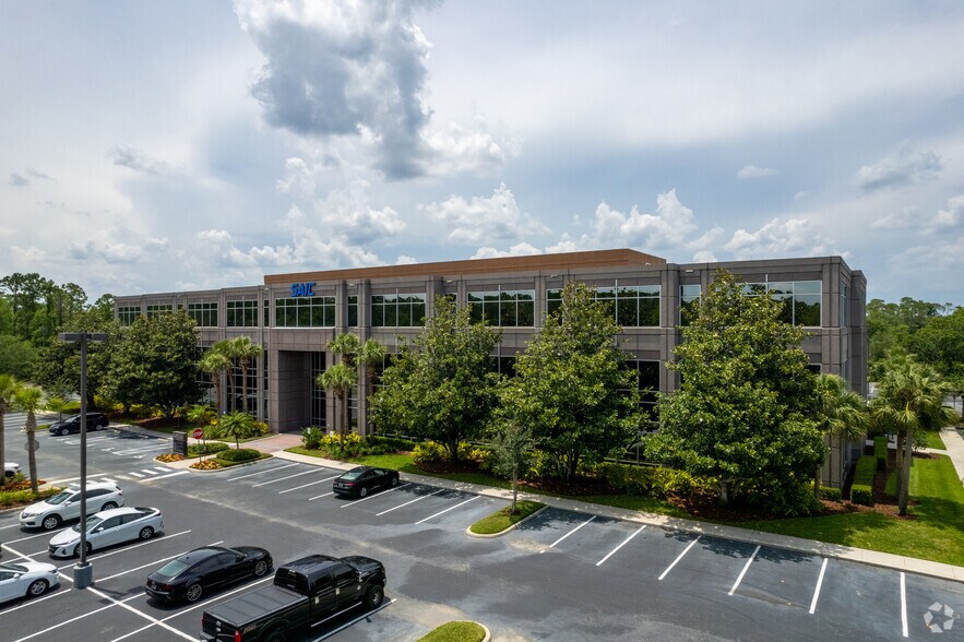 More Photos Of 13501 Ingenuity Dr, Orlando Unknown For Lease