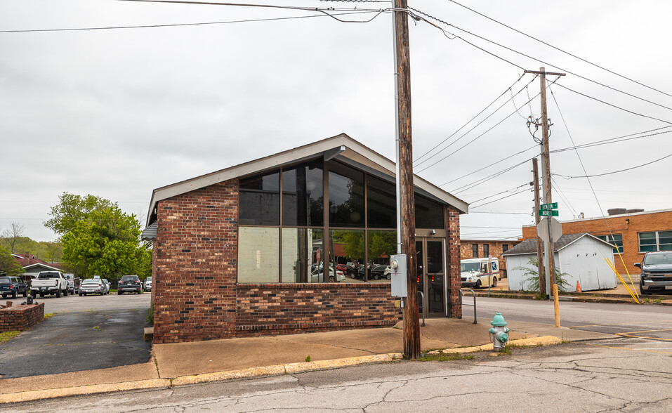 Primary Photo Of 217 North St, Waynesville Convenience Store For Sale