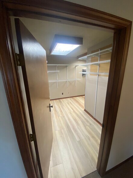 More Photos Of 912 Coolidge Rd, East Lansing Medical For Sale