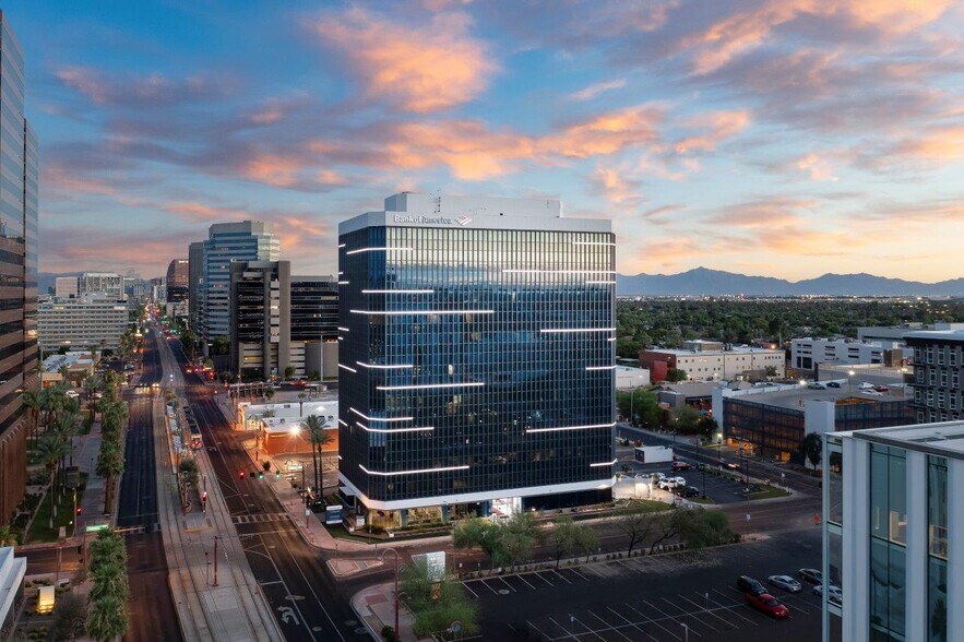 More Photos Of 3030 N Central Ave, Phoenix Office For Sale