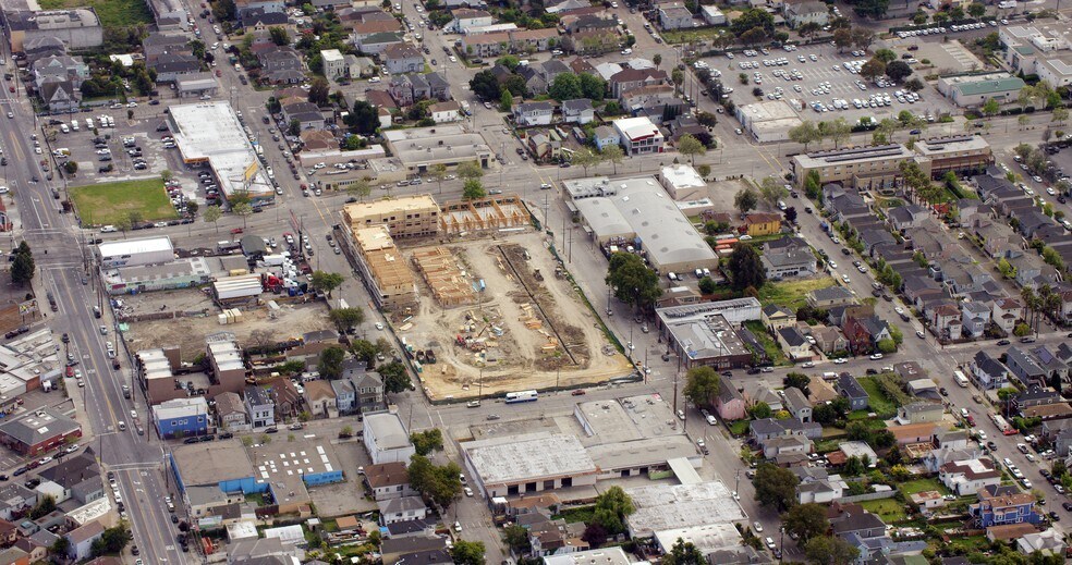 More Photos Of 990 W Grand Ave, Oakland Apartments For Sale