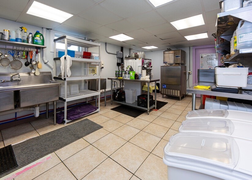 More Photos Of 1276 Surry Rd, Surry Freestanding For Sale