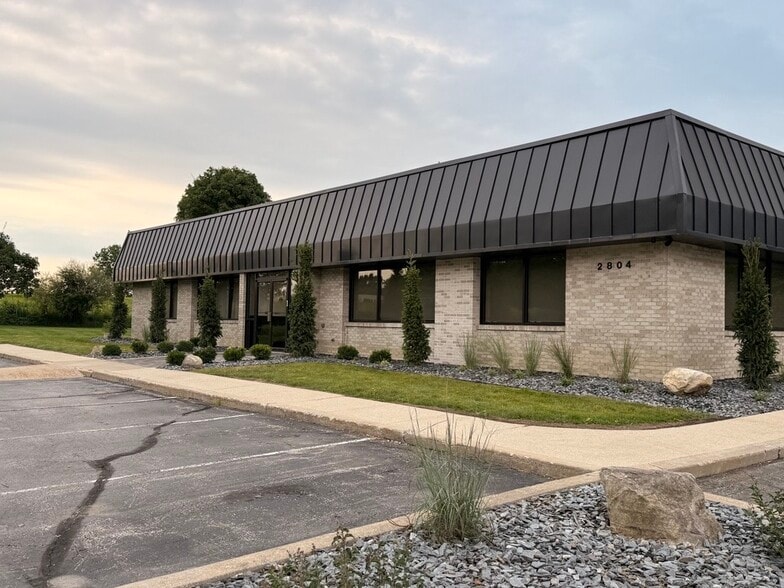 Primary Photo Of 2804 Boilermaker Ct, Valparaiso Office For Lease