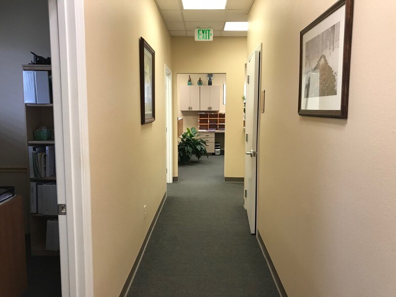 More Photos Of 305 S Childs St, Leesburg Medical For Sale