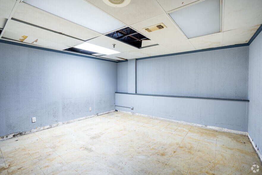 More Photos Of 3835 Gulfway Dr, Port Arthur Warehouse For Lease