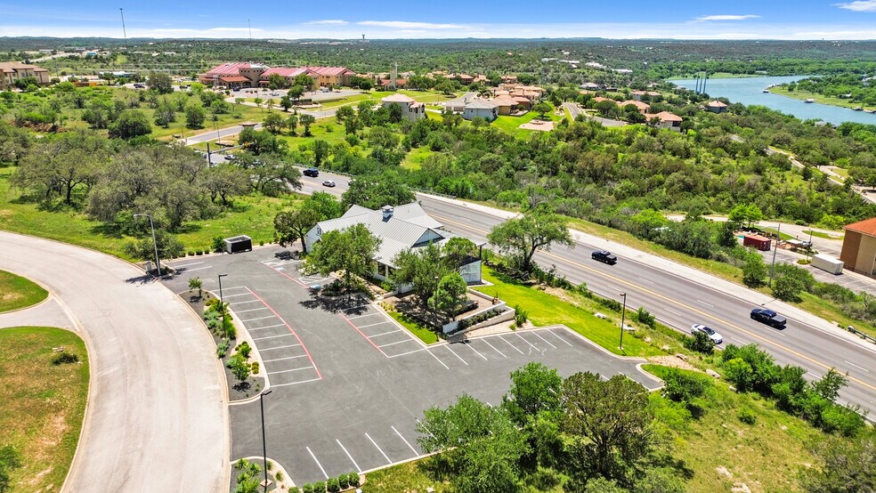 More Photos Of 602 Steve Hawkins Pky, Marble Falls Storefront Retail Office For Lease
