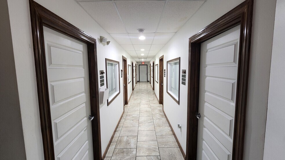 More Photos Of 21734 Provincial Blvd, Katy Office For Lease
