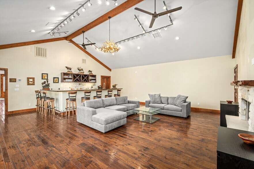 More Photos Of 145 State Loop 92, La Grange Specialty For Sale