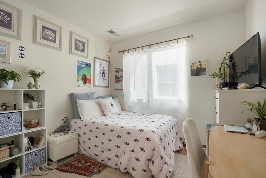 More Photos Of , Boulder Multifamily For Sale