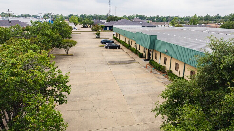 More Photos Of 1301 Hudson Ln, Monroe Office For Sale