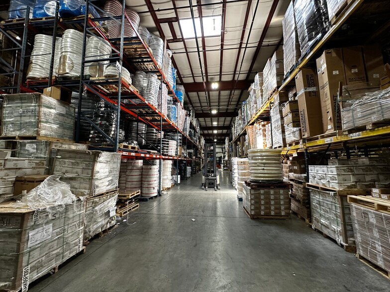 More Photos Of 100 Middlesex Ave, Carteret Industrial For Sale