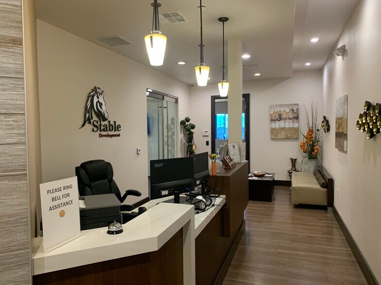 More Photos Of 3145 Saint Rose Pky, Henderson Coworking Space