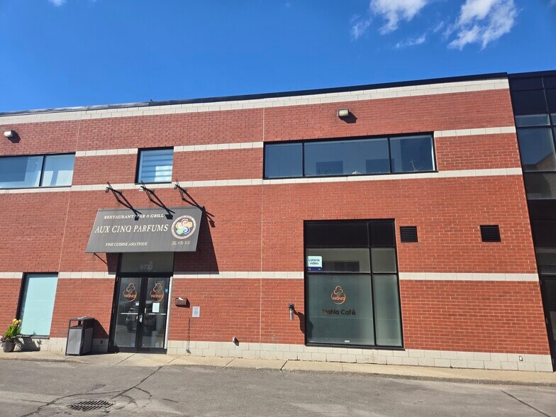 More Photos Of 9732 Rue Birnam, Montréal Storefront Retail Office For Lease