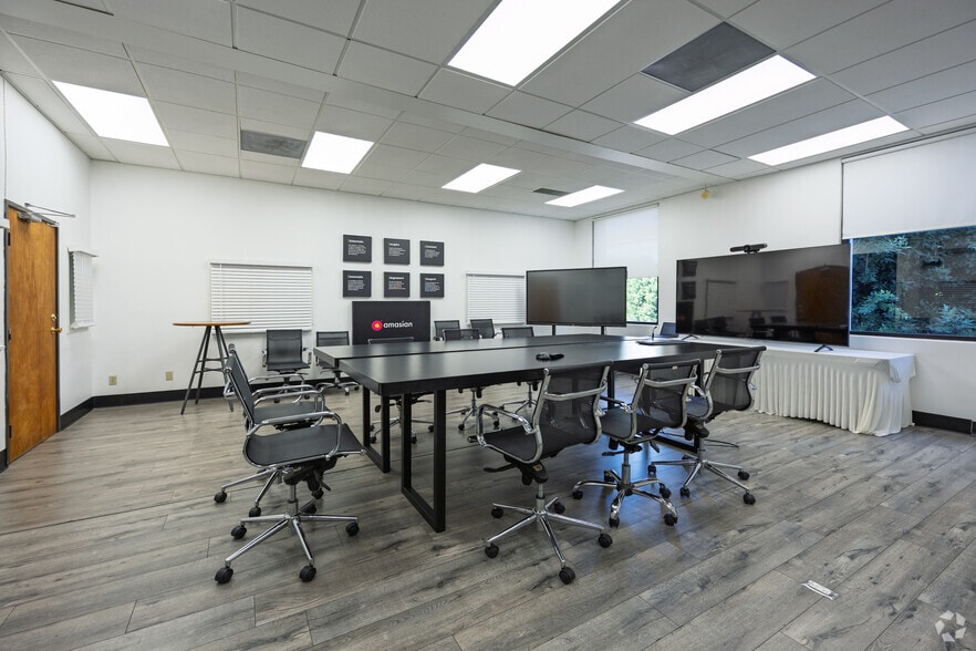 More Photos Of 223 N Harbor Blvd, Fullerton Office For Lease