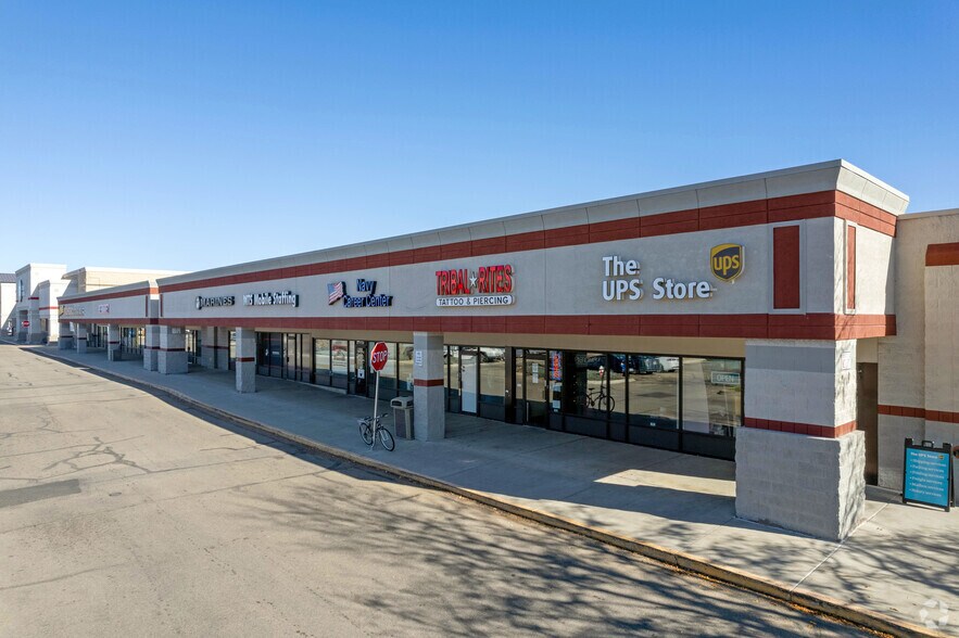 Primary Photo Of 1716-1834 N Main St, Longmont Unknown For Lease