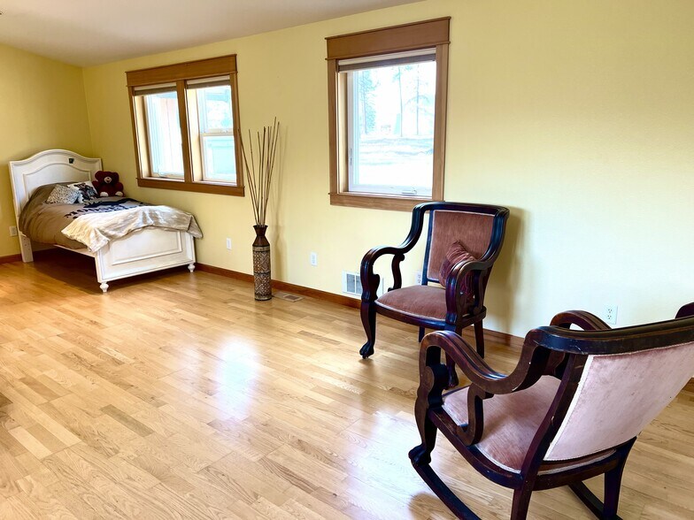 More Photos Of 3378 Northport Flat Creek Rd, Kettle Falls Specialty For Sale