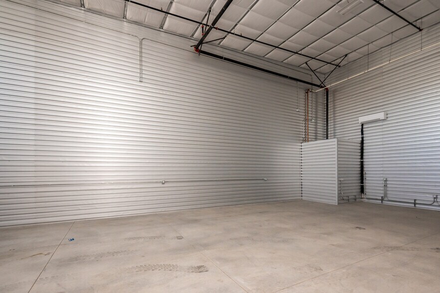 More Photos Of 1191 Lake Havasu Ave, Lake Havasu City Industrial For Lease
