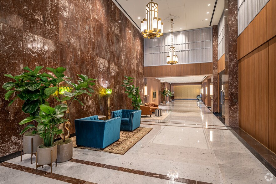 More Photos Of 1001 McKinney St, Houston Office Residential For Lease