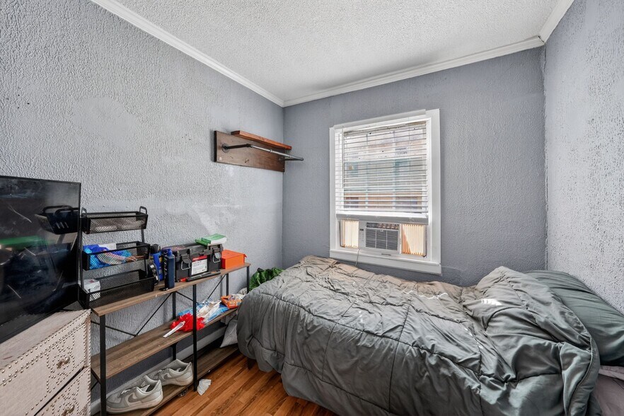 More Photos Of , Dallas Unknown For Sale