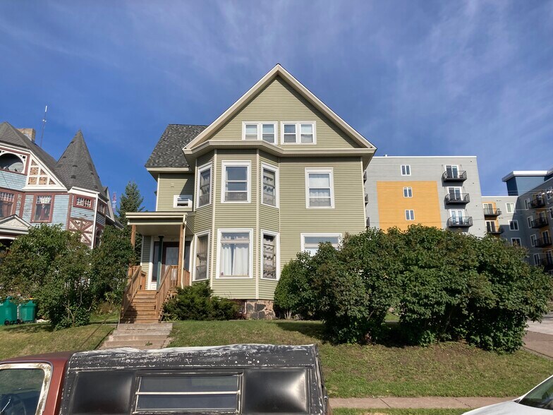 More Photos Of 117 W 3rd St, Duluth Apartments For Sale