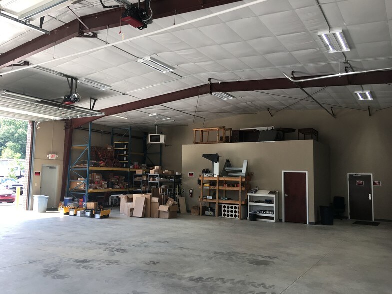 More Photos Of 4950 Stough Rd SW, Concord Flex For Sale