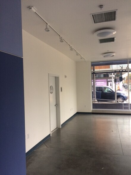 More Photos Of 261 Octavia Blvd, San Francisco Apartments For Lease