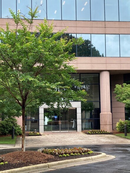 More Photos Of 1500 Perimeter Pky, Huntsville Office For Lease