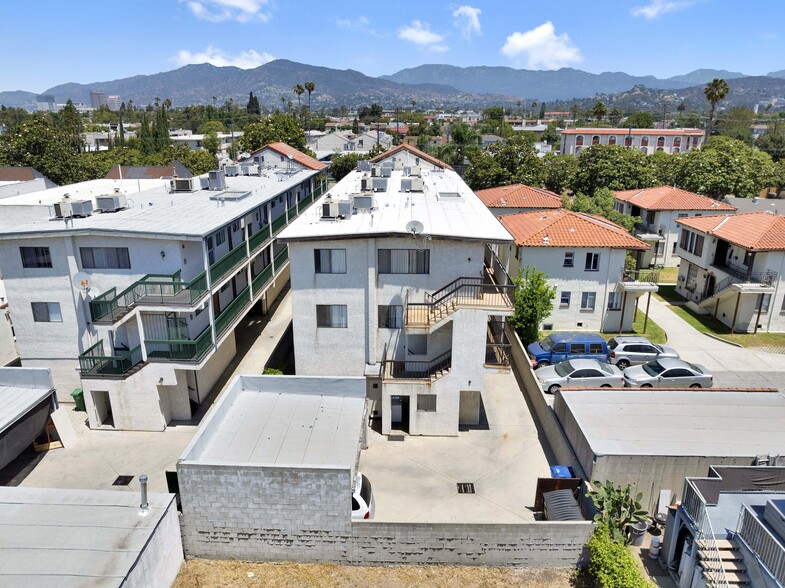 More Photos Of 1004 E Garfield Ave, Glendale Apartments For Sale