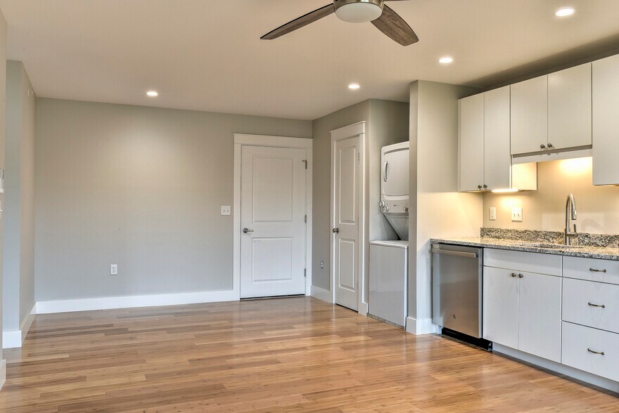 More Photos Of ,  Unknown For Sale