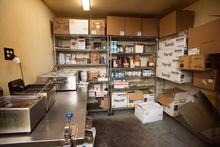More Photos Of 420 E Houston St, San Antonio Storefront Retail Office For Lease