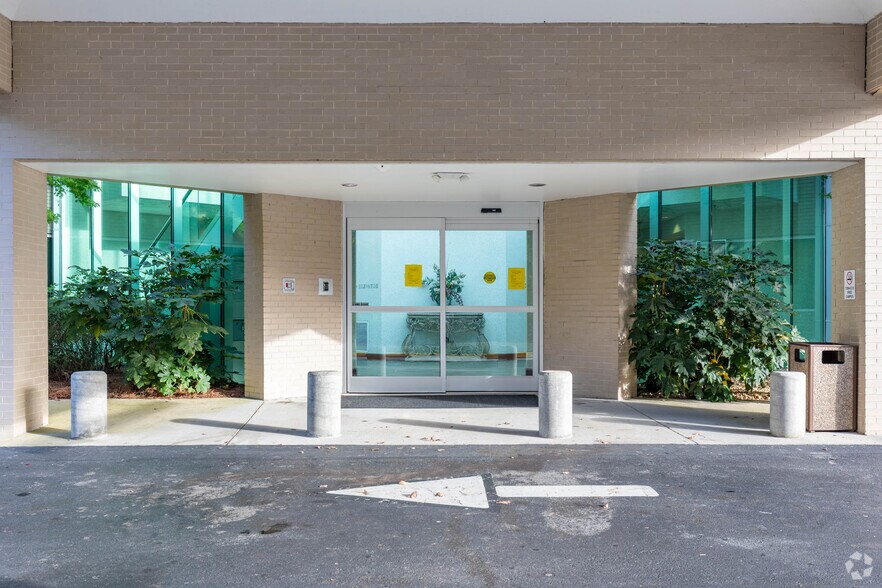 More Photos Of 7500 Hugh Daniel Dr, Birmingham Medical For Lease