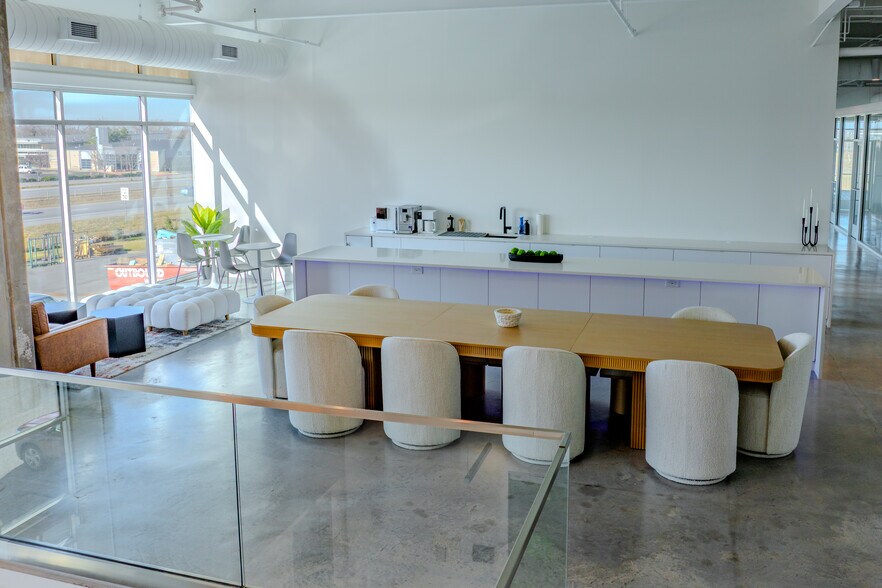 More Photos Of 2500 NE 11th St, Bentonville Coworking Space