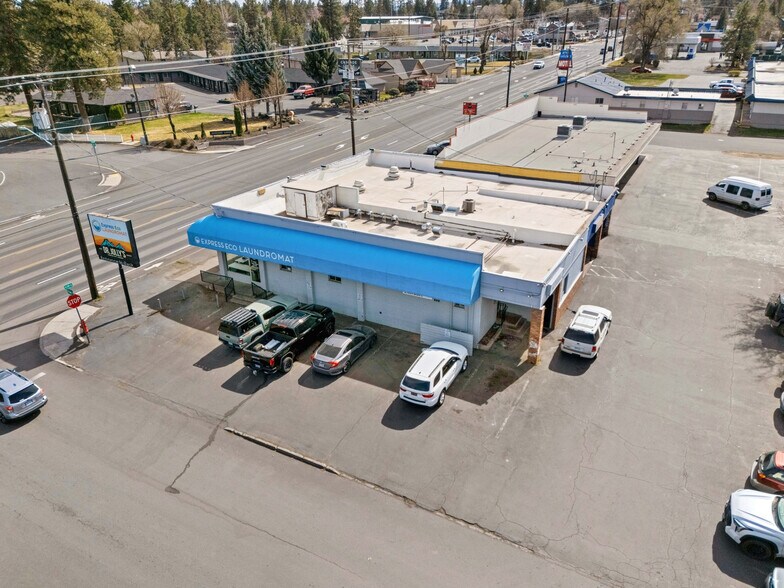 More Photos Of , Bend General Retail For Sale