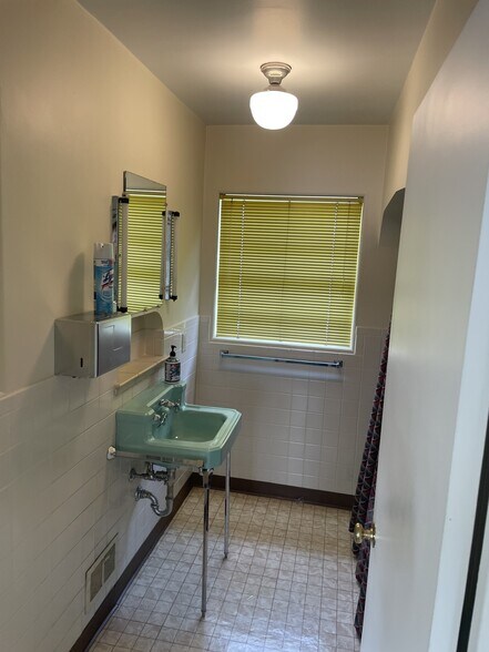 More Photos Of 7707 Ralston Rd, Arvada Office For Sale