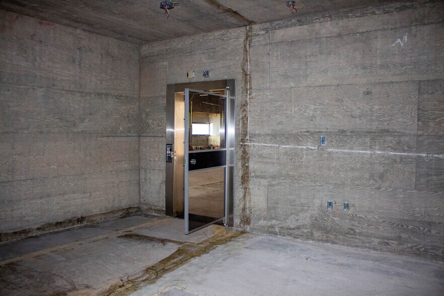 More Photos Of 2597 Mill St, Reno Office For Lease