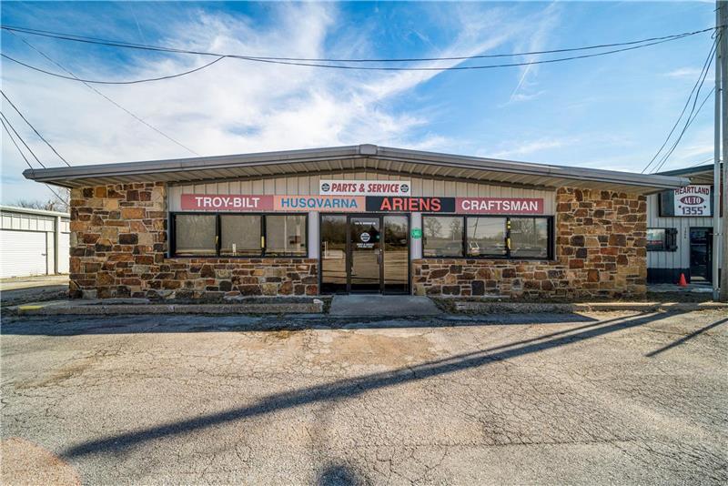 Primary Photo Of 1401 N Hwy 66, Catoosa Storefront Retail Office For Sale