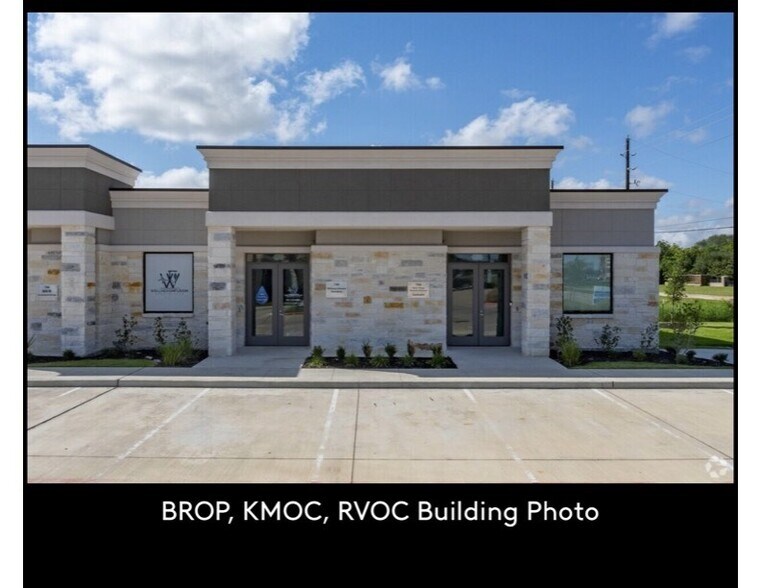 More Photos Of 350 Grand Link Dr, Conroe Medical For Lease