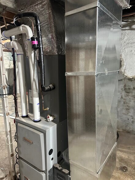 More Photos Of 800 Dekalb St, Bridgeport Storefront Retail Residential For Sale