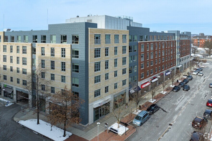 More Photos Of 50-55 Station Lndg, Medford Apartments For Lease