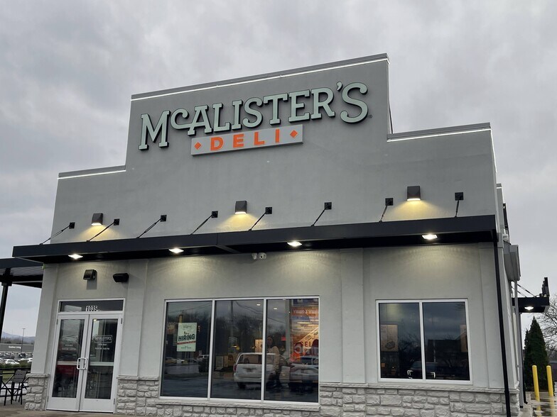 More Photos Of 1035 N Susquehanna Trl, Selinsgrove Restaurant For Sale