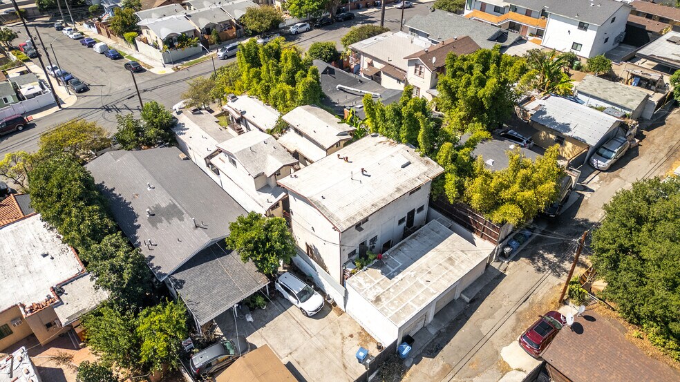 More Photos Of 1727 Bellevue Ave, Los Angeles Apartments For Sale