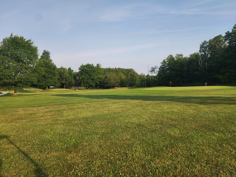 More Photos Of 7830 Knoyle Rd, Wattsburg Sports And Entertainment For Sale